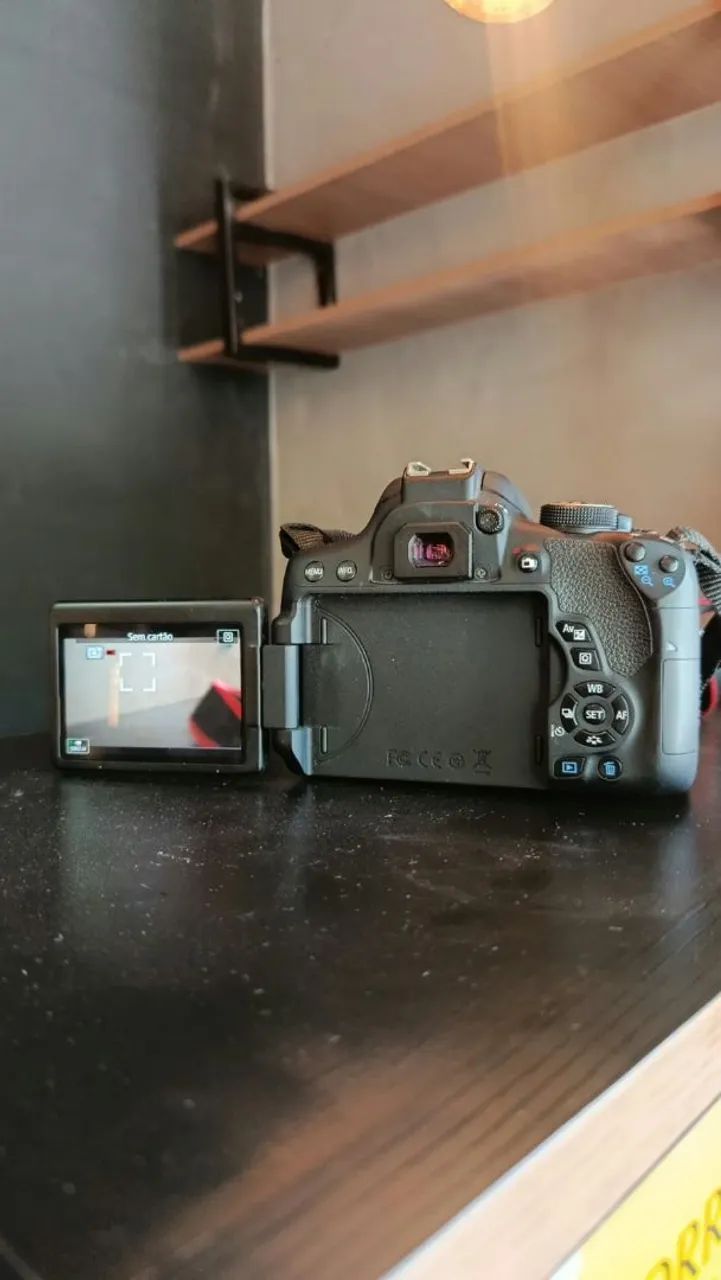 Câmera Canon t6i 