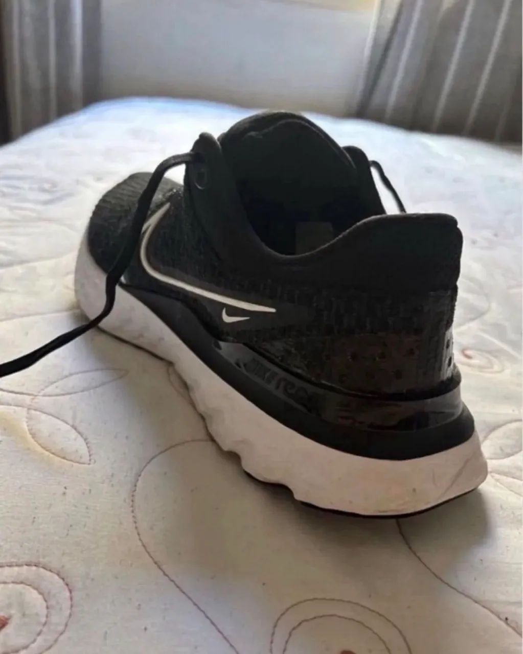 Nike react infinity flyknite 3 numeração 41 - Foto 4