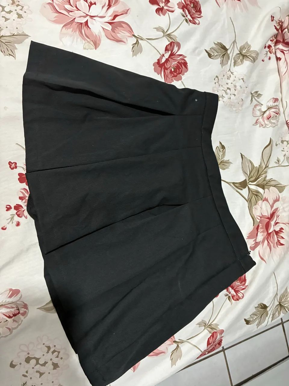 Short saia preta plissada - Foto 2