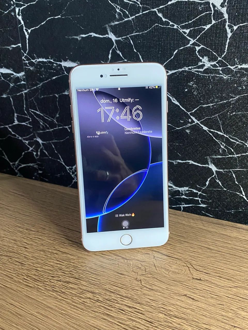 ? iPhone 8 Plus Rose ? Bateria e Tela NOVAS!  Vendo iPhone 8  - Foto 3