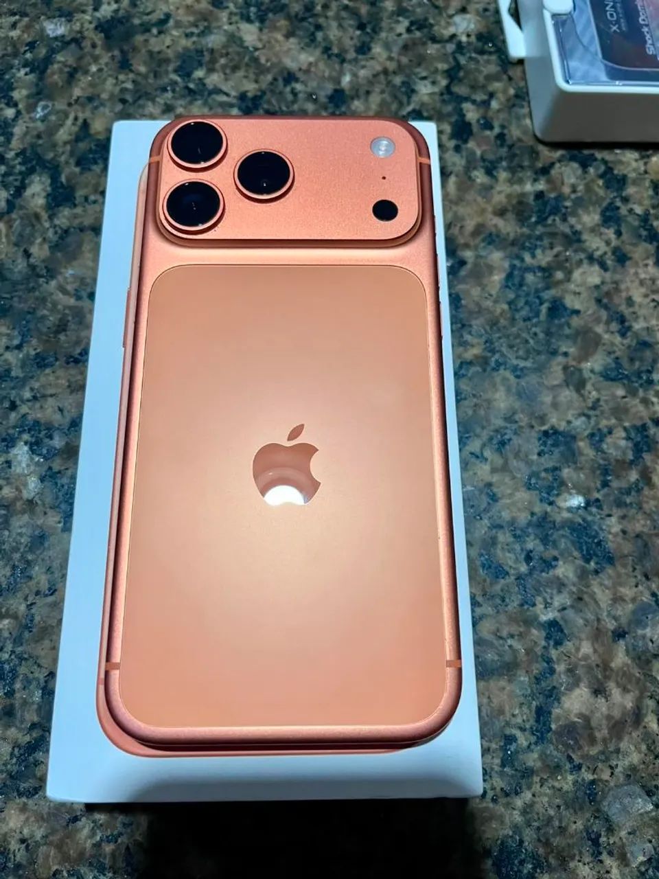 Iphone top