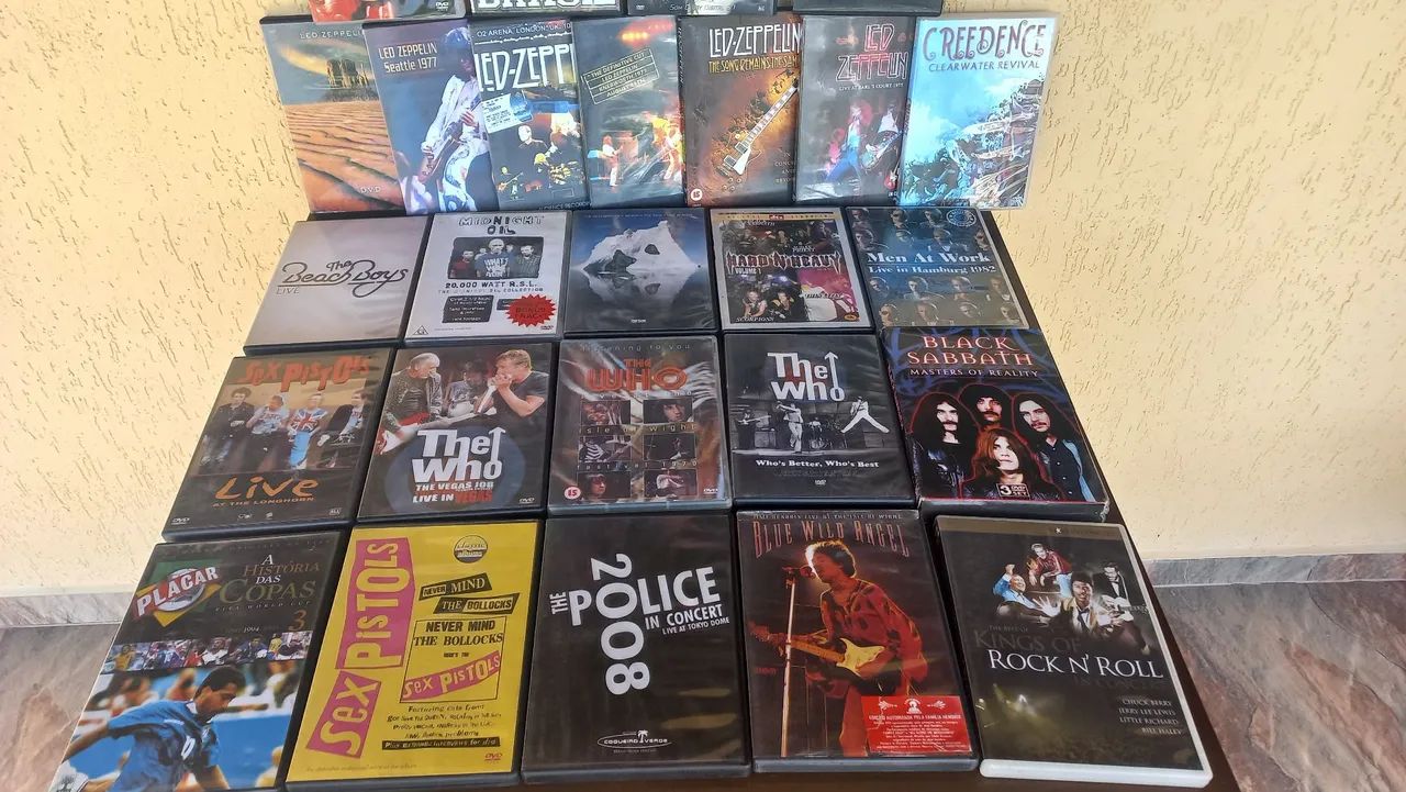 Kit com 57 dvd's - DVD, Blu-Ray e Vídeo Cassete - Matinhos