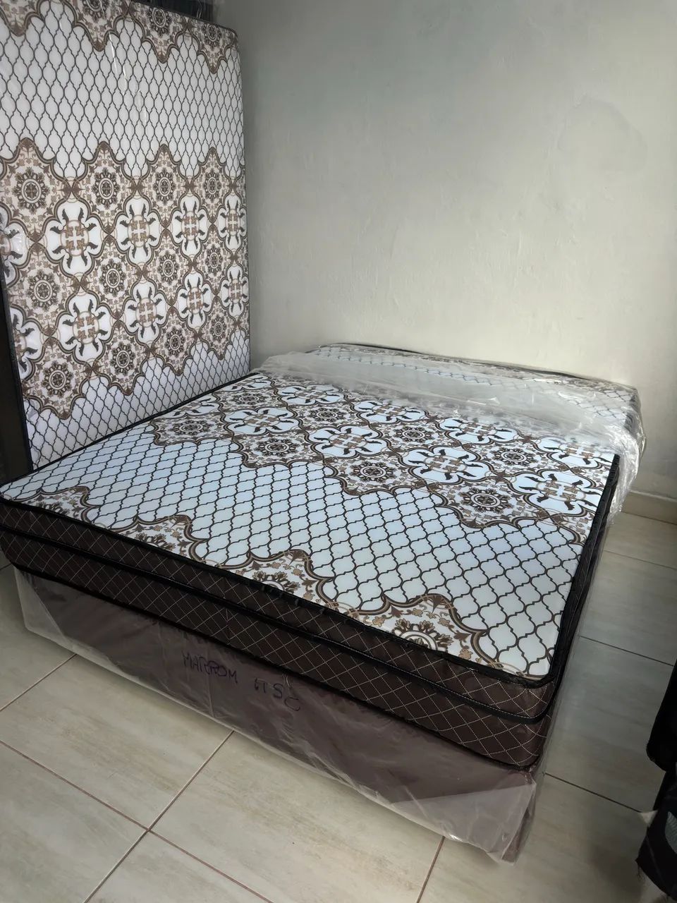 Cama box casal de espuma 1.88x1.38 NOVA! - Foto 3