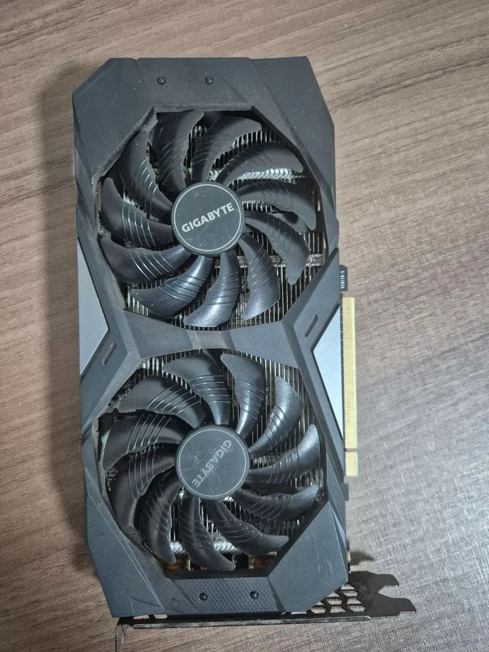 RTX 2060 Gigabyte 6GB GDDR6 usada
