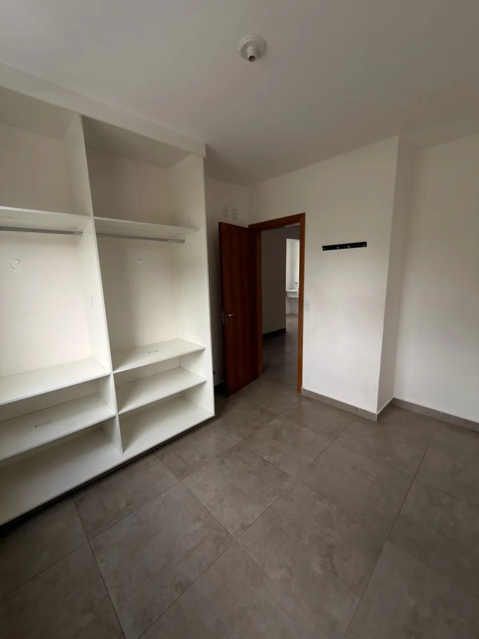 Alugo ap 2 quartos  - Foto 4