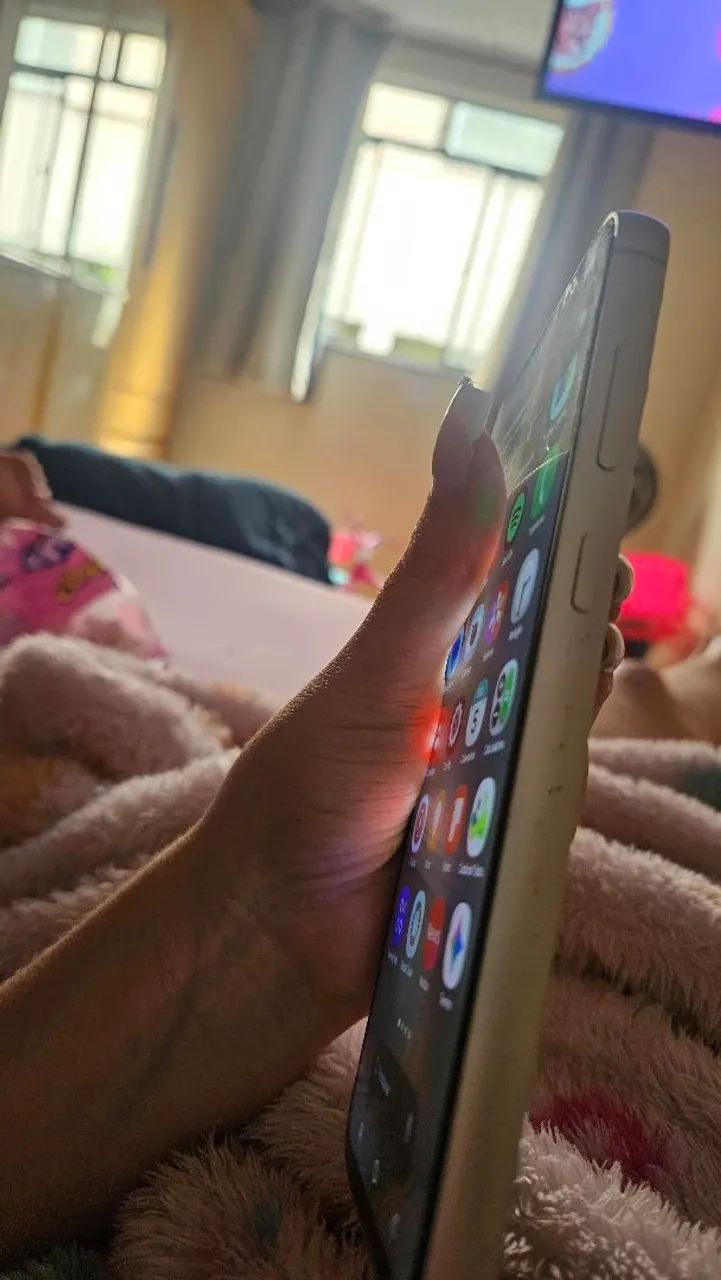 Vende-se um celular Samsung s23 - Foto 3