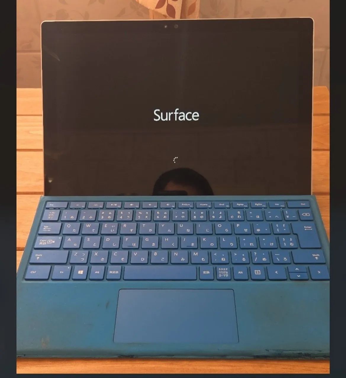 Microsoft Surface Pro 4 i5-6300 CPU @2.4AGHz~2.50GHz - 4GB ram