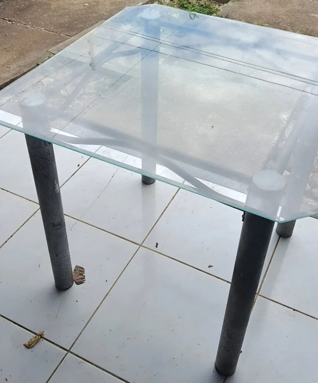 Mesa de jantar de vidro