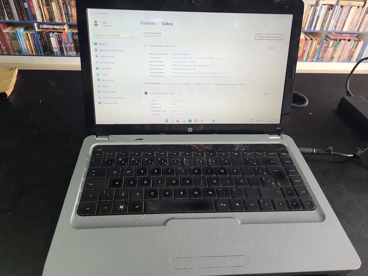 Norebook hp G42 core i3 m730 4gb ram ssd de 128gb bateria nova 