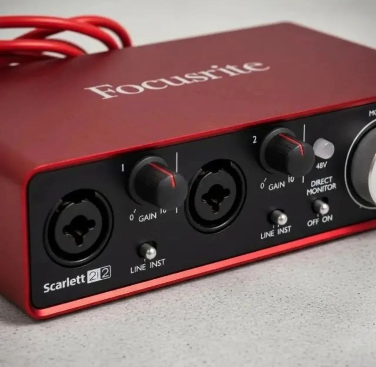 ? Interface de Áudio Focusrite Scarlett 2i2 2ª Geração - Foto 2