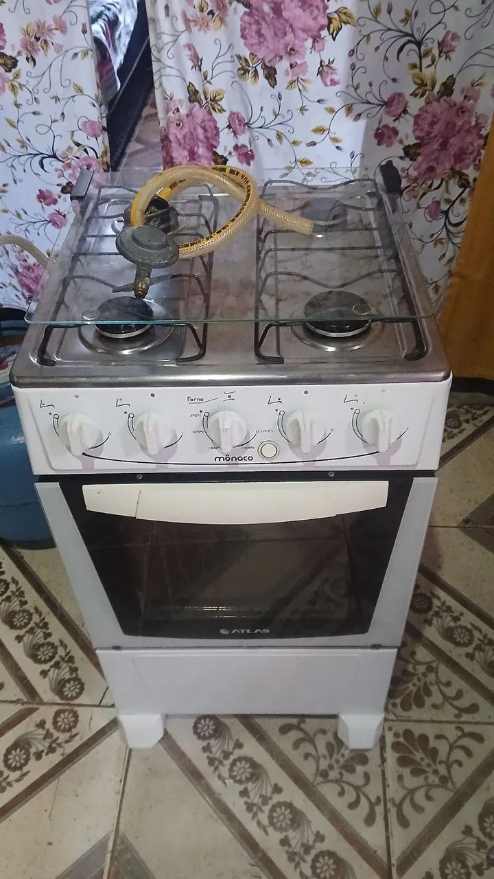 Vende-se fogão atlas funcionando perfeitamente as 4 bocas eo forno - Foto 3
