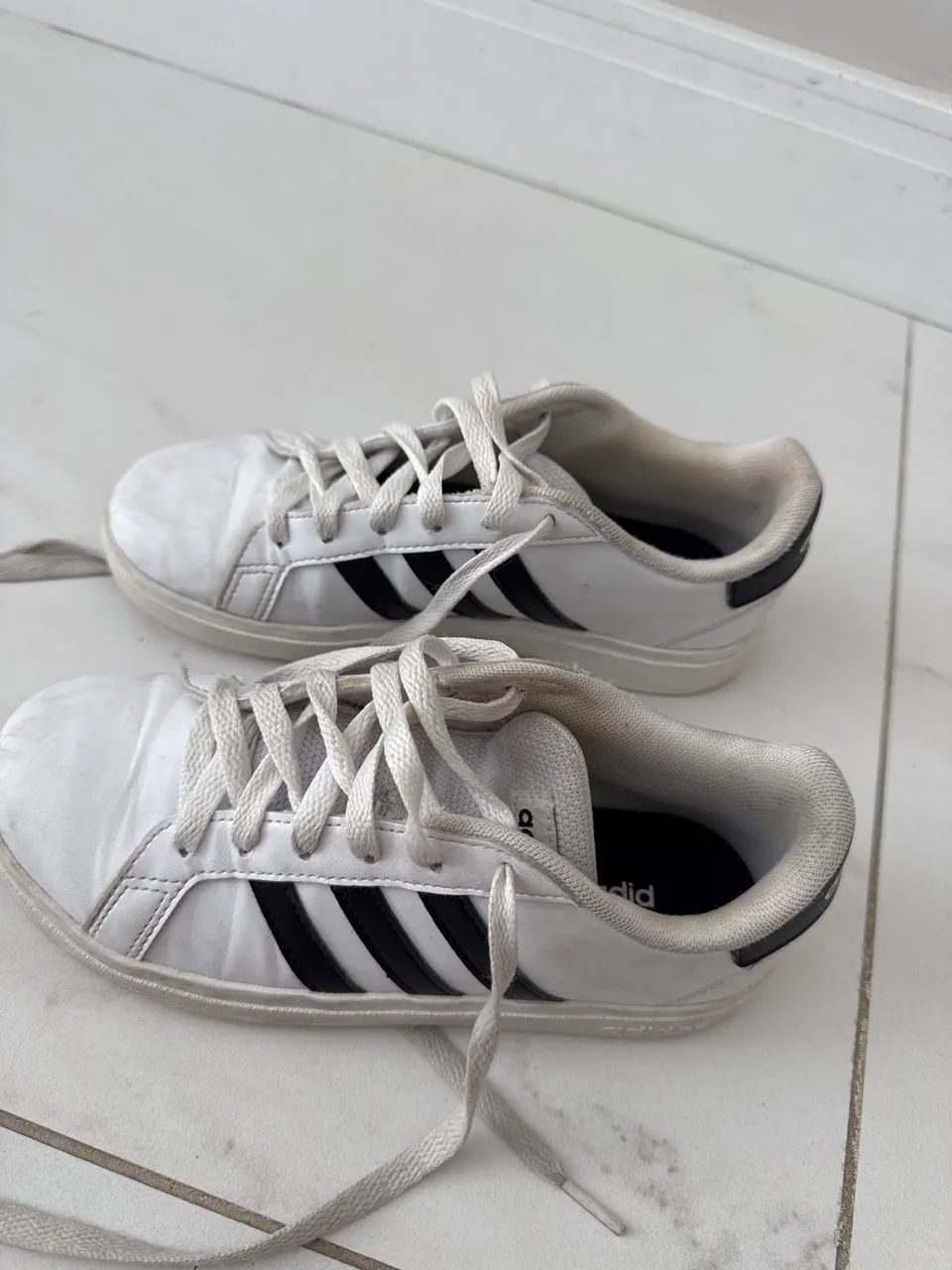 Tênis adidas feminino 