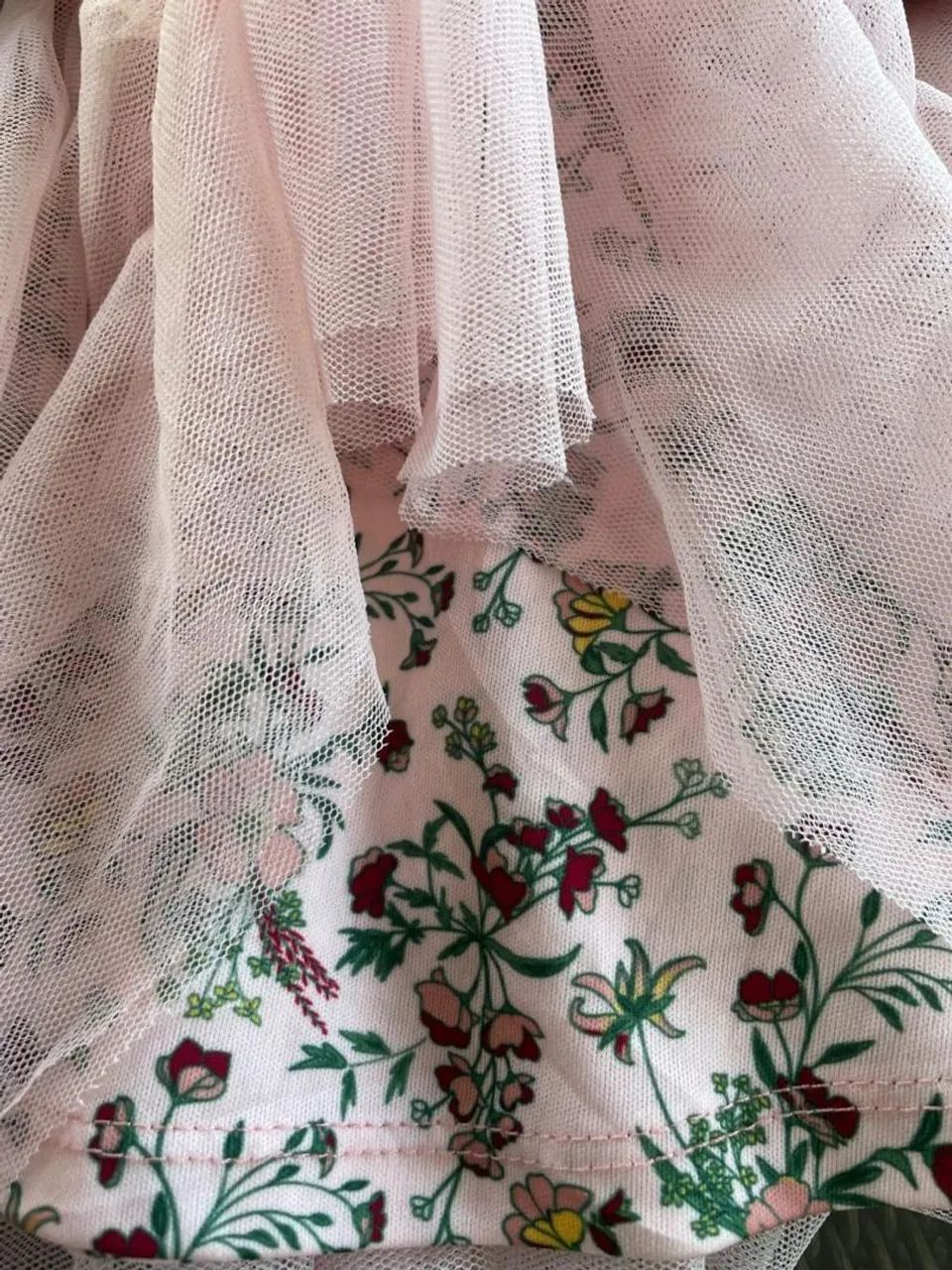Vestido Inf. Importado BCBG Tamanho 18 meses - Foto 3