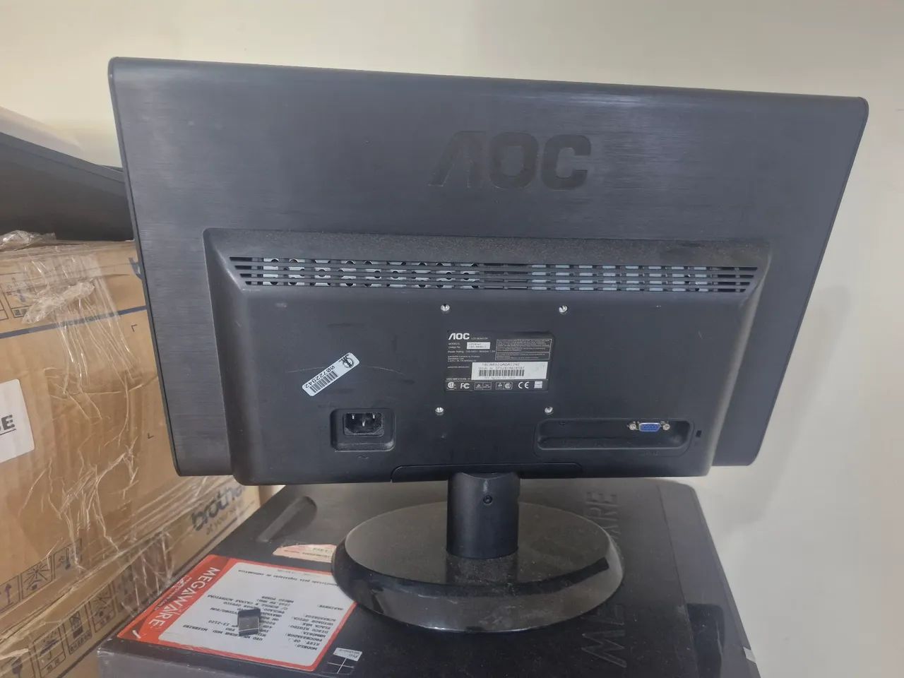 Monitor AOC 18 - Foto 2