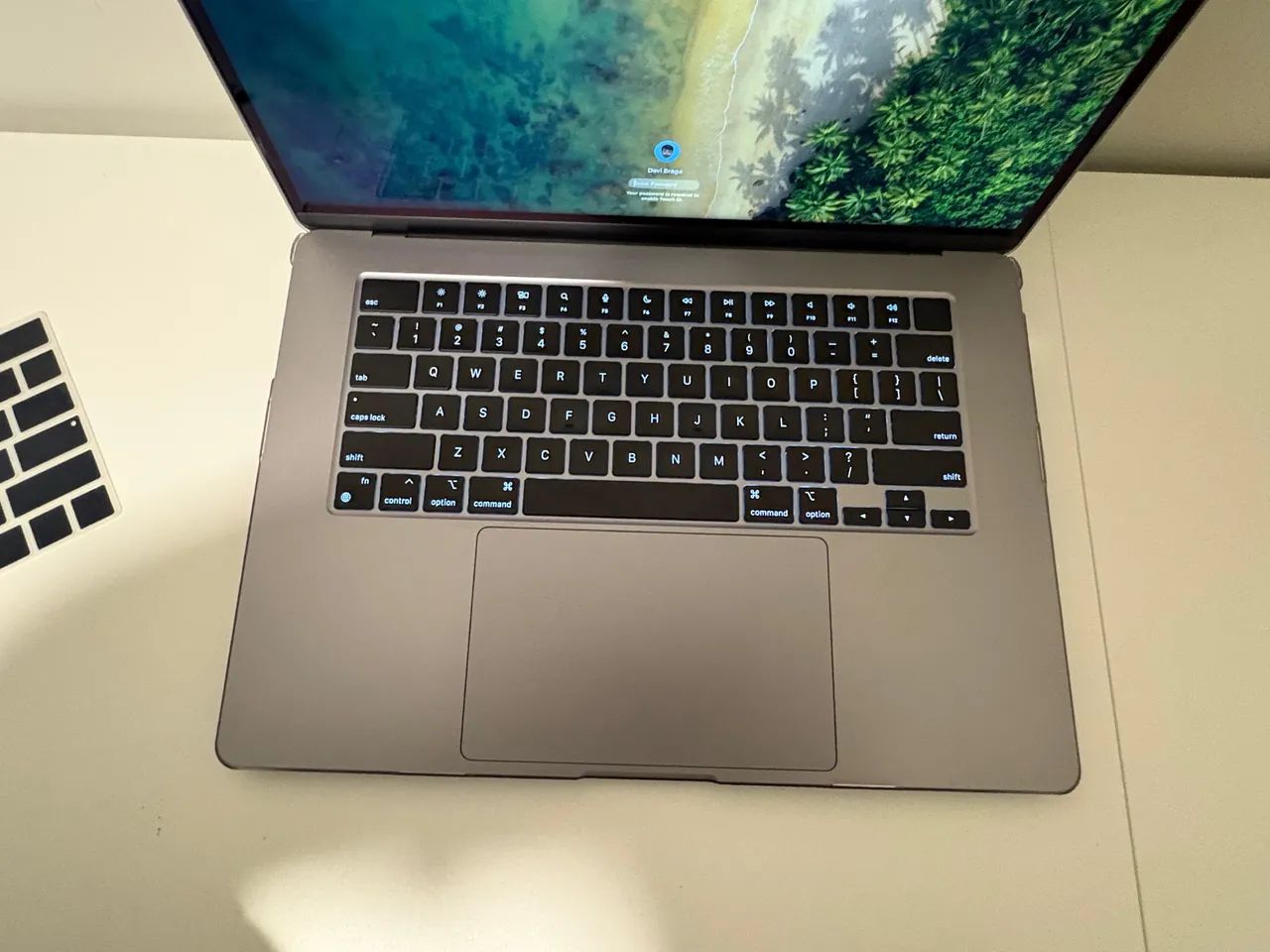 MacBook M2 15 polegadas gray  - Foto 4