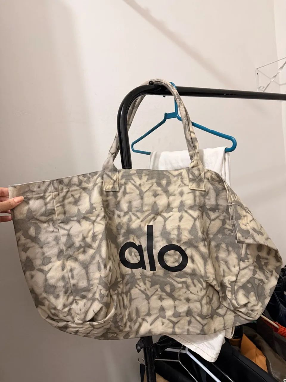 Bolsa Alo tote bag cinza  - Foto 2