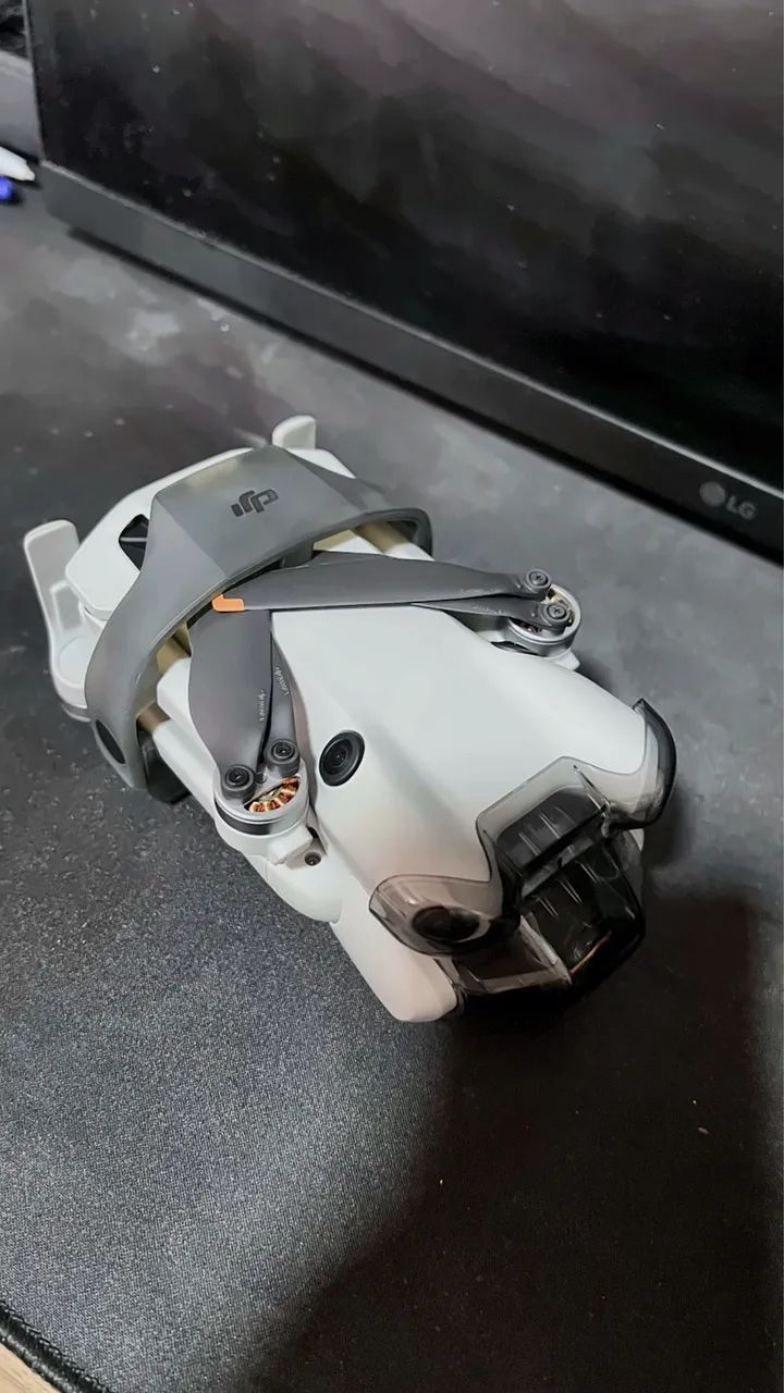 DJI Mini 4 Pro Fly More Combo RC 2 - Apenas 5 Voos - Foto 3