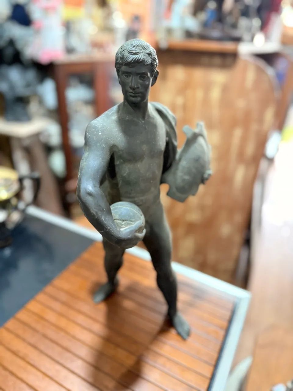 Escultura de atleta  - Foto 2