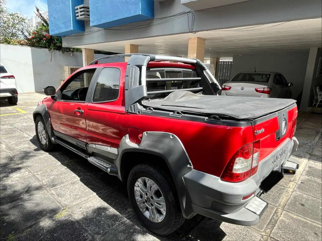 Fiat Strada Adventure1.8/ 1.8 Locker Flex CD 2012 - Foto 2