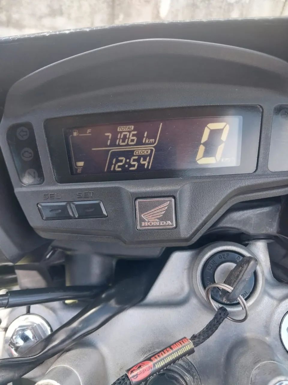 Honda Bros Modelo 2023 - Foto 5