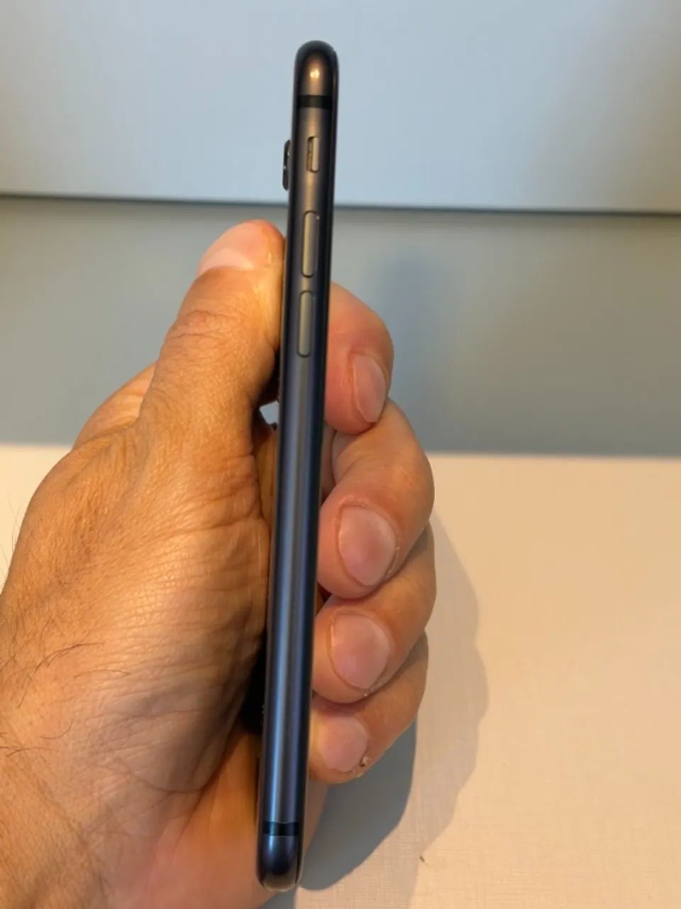 iPhone 8 - 64gb - (space gray - pra mim é preto) hehe - 100