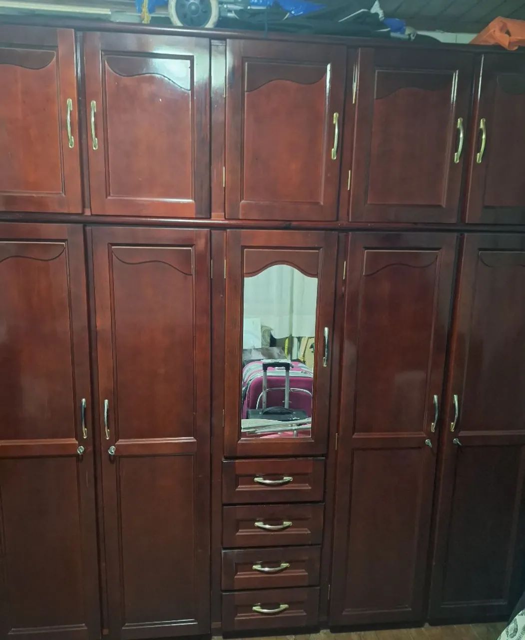 Guarda-roupas, cômoda e estante em bom estado. - Foto 2