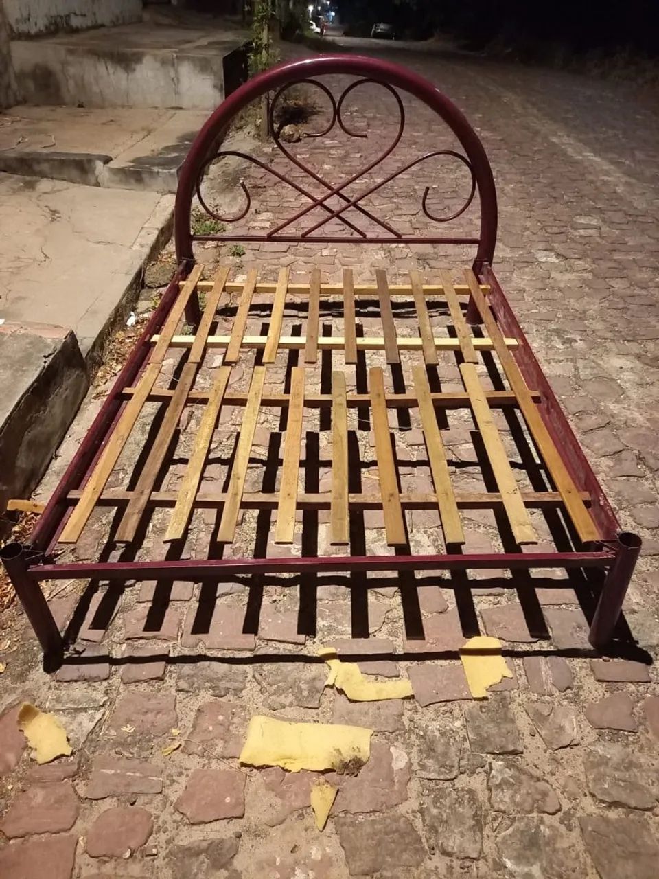 Cama de ferro casal