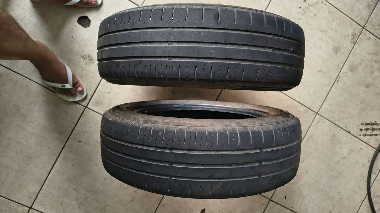 Pneus aro 15