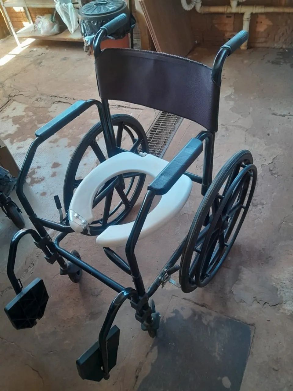 Cadeira de banho com roda 
