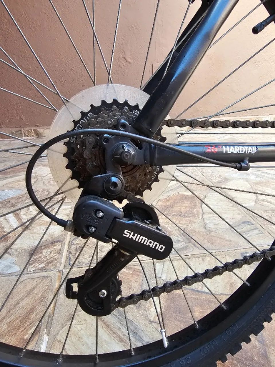 Bicicleta Mountain Bike B'Twin - Semi nova - Foto 4