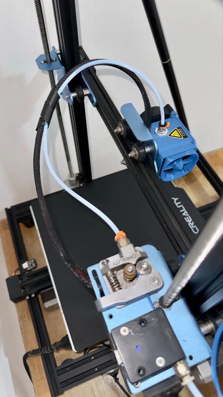 Impressora 3D Creality CR-10 V2 - Alta Precisão, Silenciosa e com Área 300×300×400 mm! - Foto 2