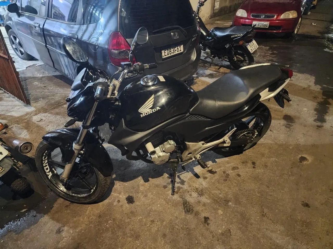 Cb 300  - Foto 2