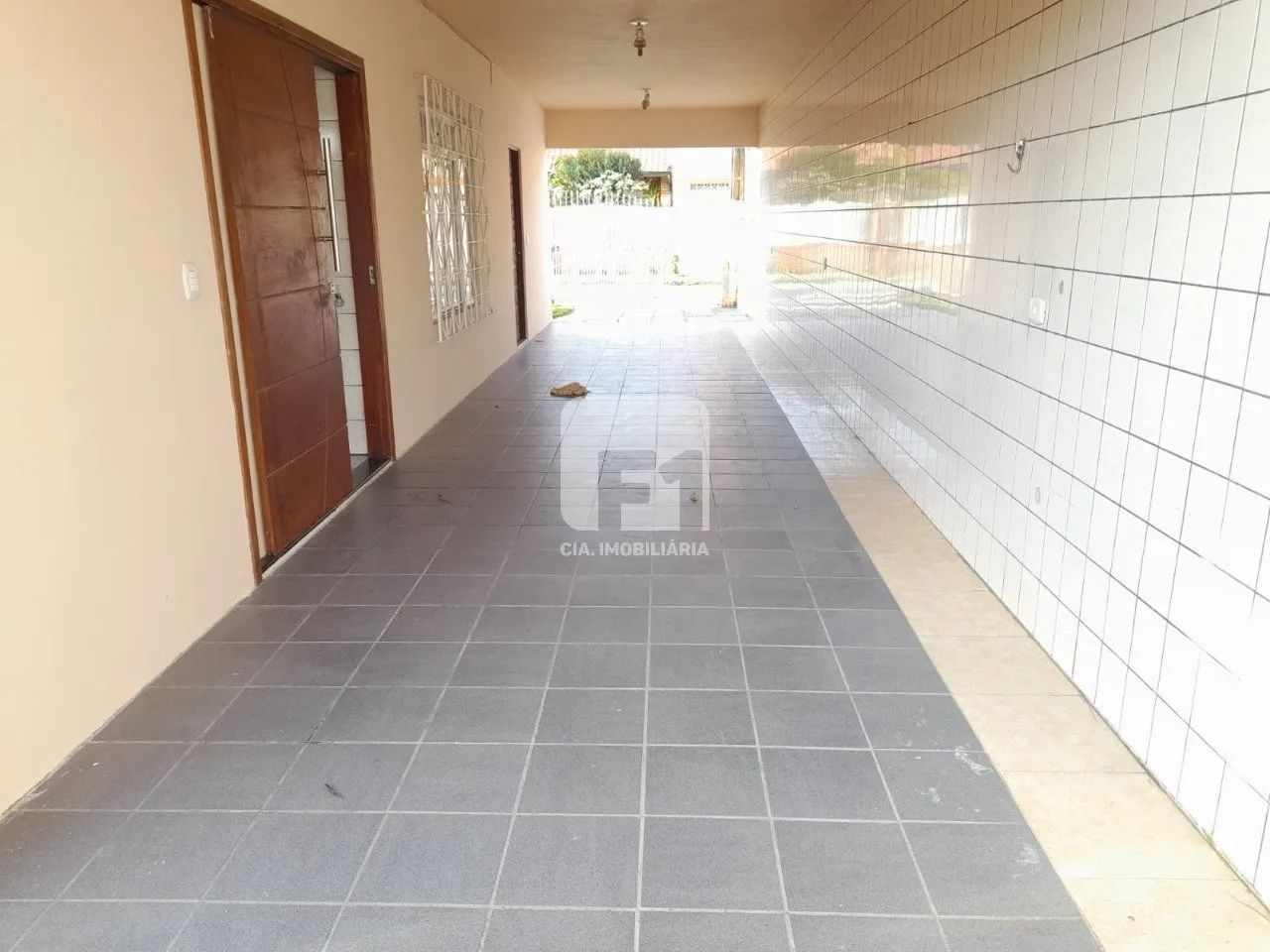 Casa de 5 quartos semi mobiliada no Campeche - Foto 2