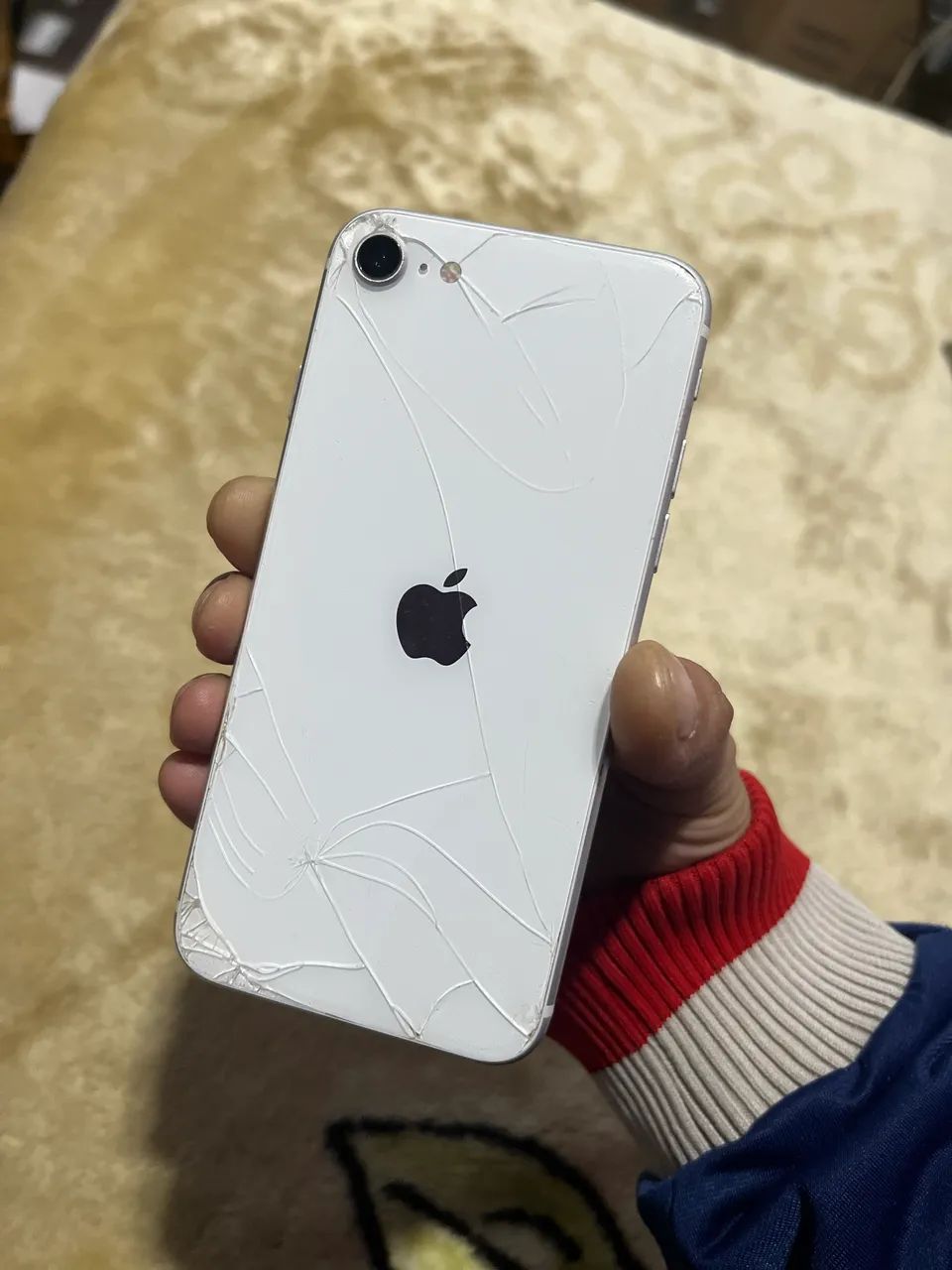 iPhone SE 2020 (2ª Geração) ? Branco ? 64GB - Celulares e