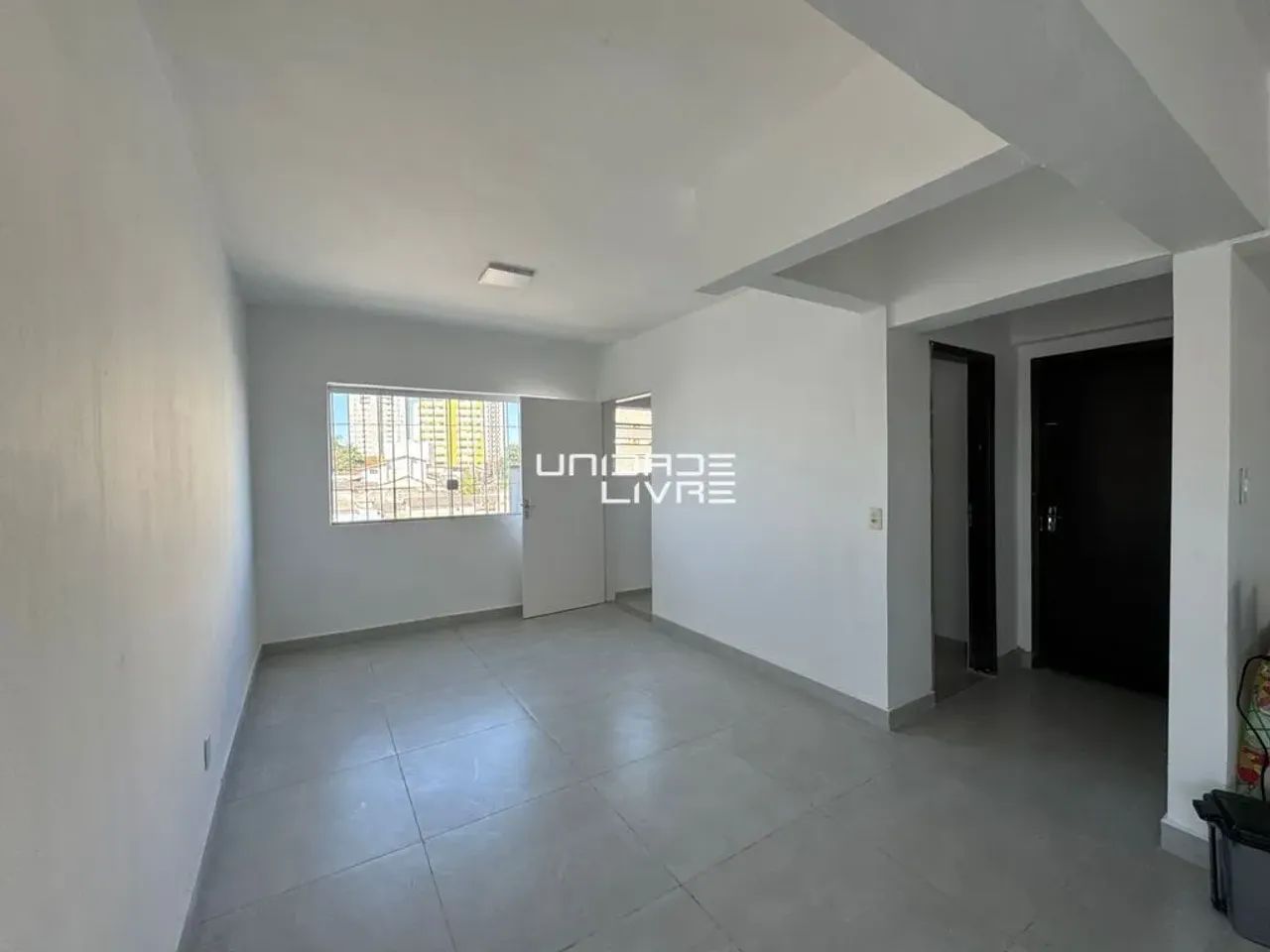 Sala comercial para locação, com ambientes integrados contando com 100 M² - Foto 3