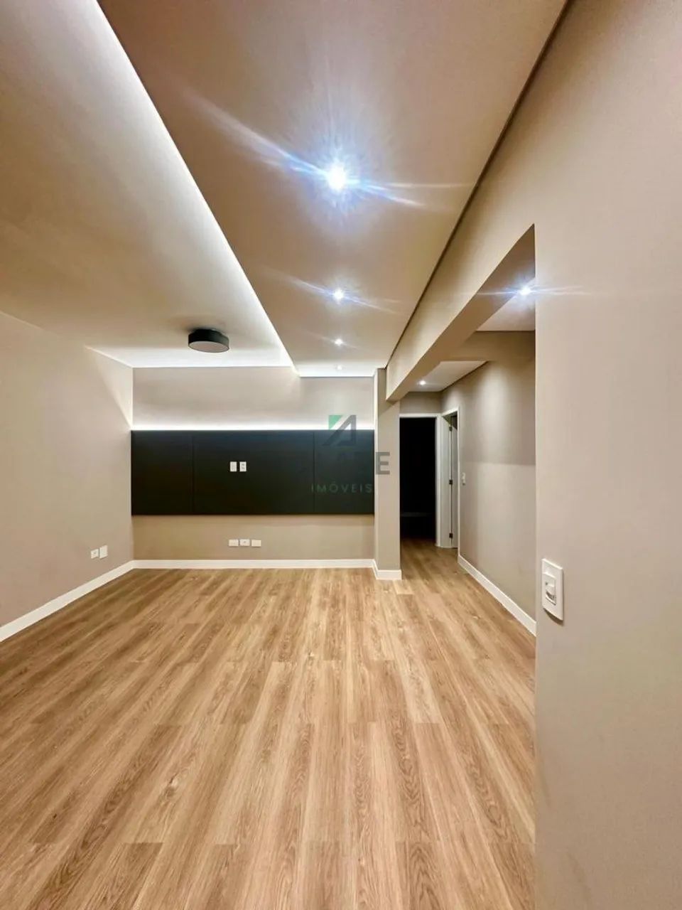 Apartamento na Vila Olímpia com 95m², 3 quartos e 1 vaga, reformado. - Foto 2