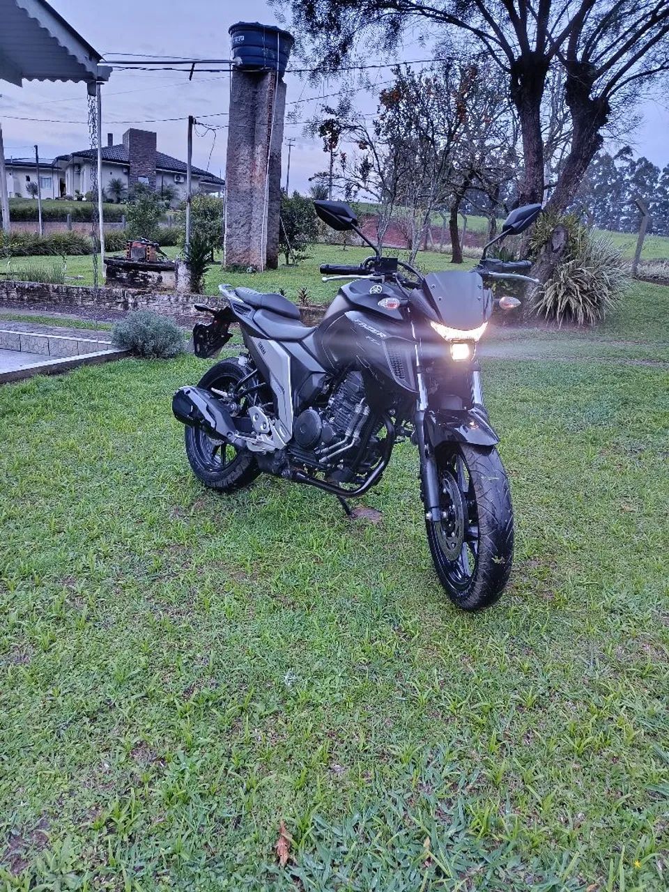 FZ25 - Foto 4