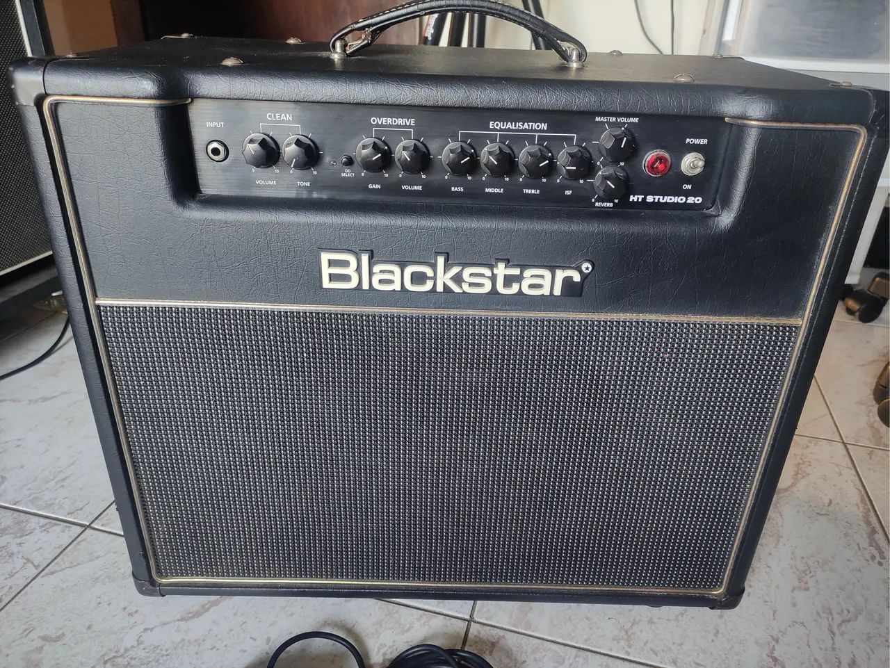 Amplificador Valvulado Blackstar HT Studio 20 Combo + Footswitch - Foto 5