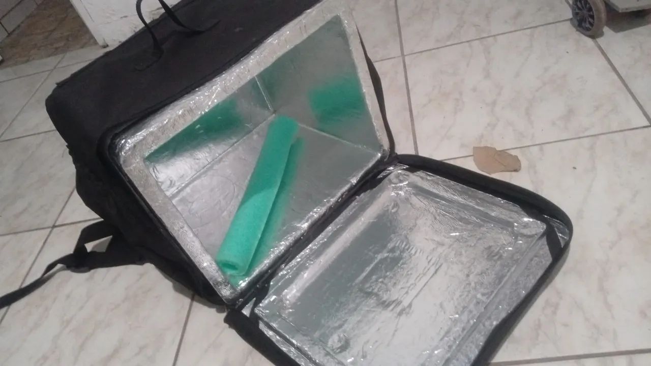 Capa Chuva + Bag Laminada Novos