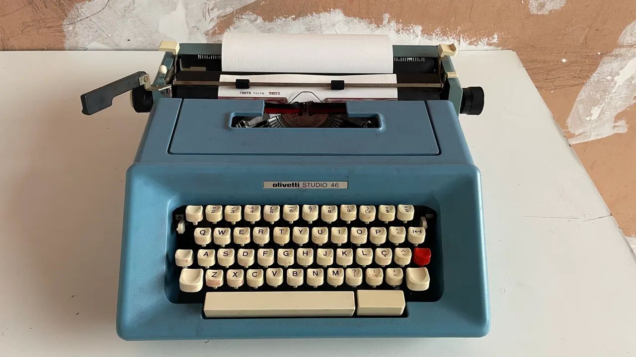 Máquina de escrever Olivetti Studio 46 funcionando perfeitamente - Foto 2