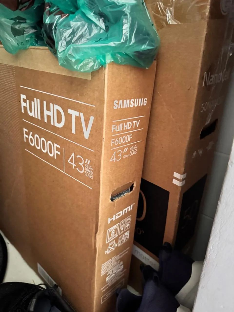 Vendo TV Samsung 43 polegadas, nova na caixa  - Foto 4