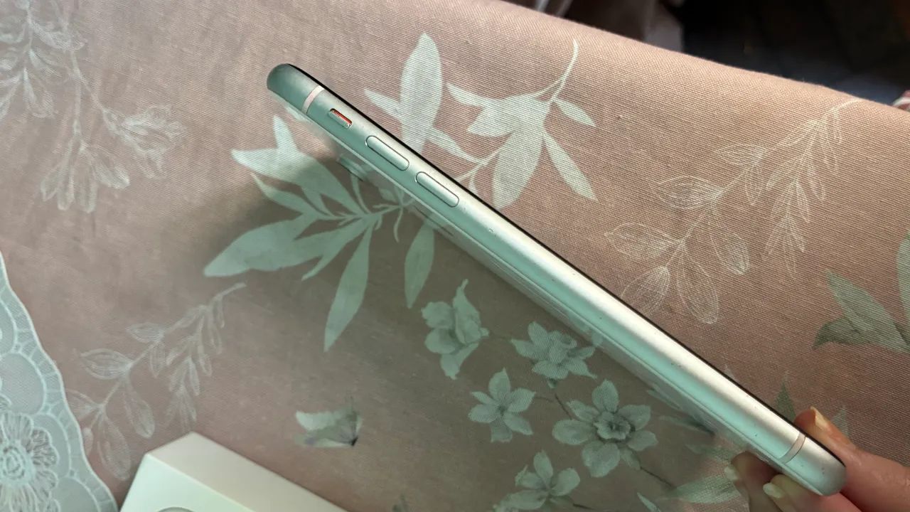 IPhone XR 64GB Branco Face ID - Foto 5