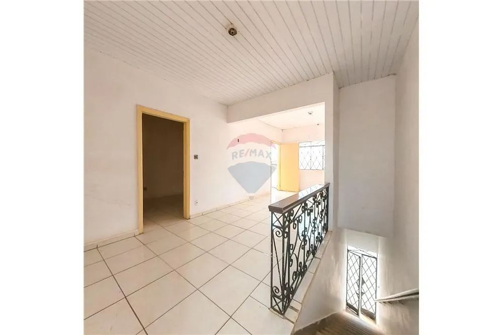 CASA A VENDA - 2 CASAS 6 DORMITÓRIOS + EDICULA CENTRO -ARARAS SP. - Foto 5