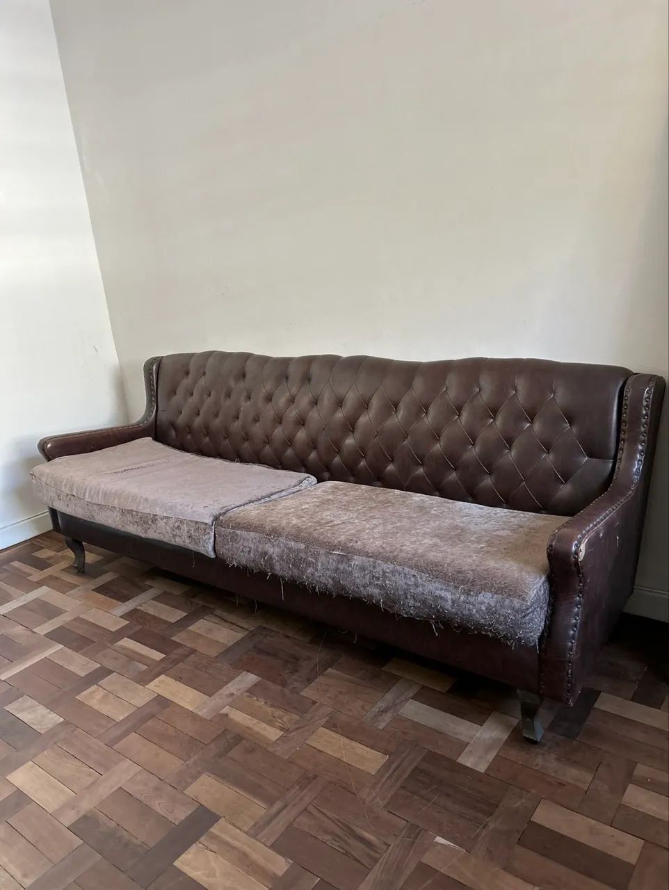 SOFA RETRO COURO - Foto 3