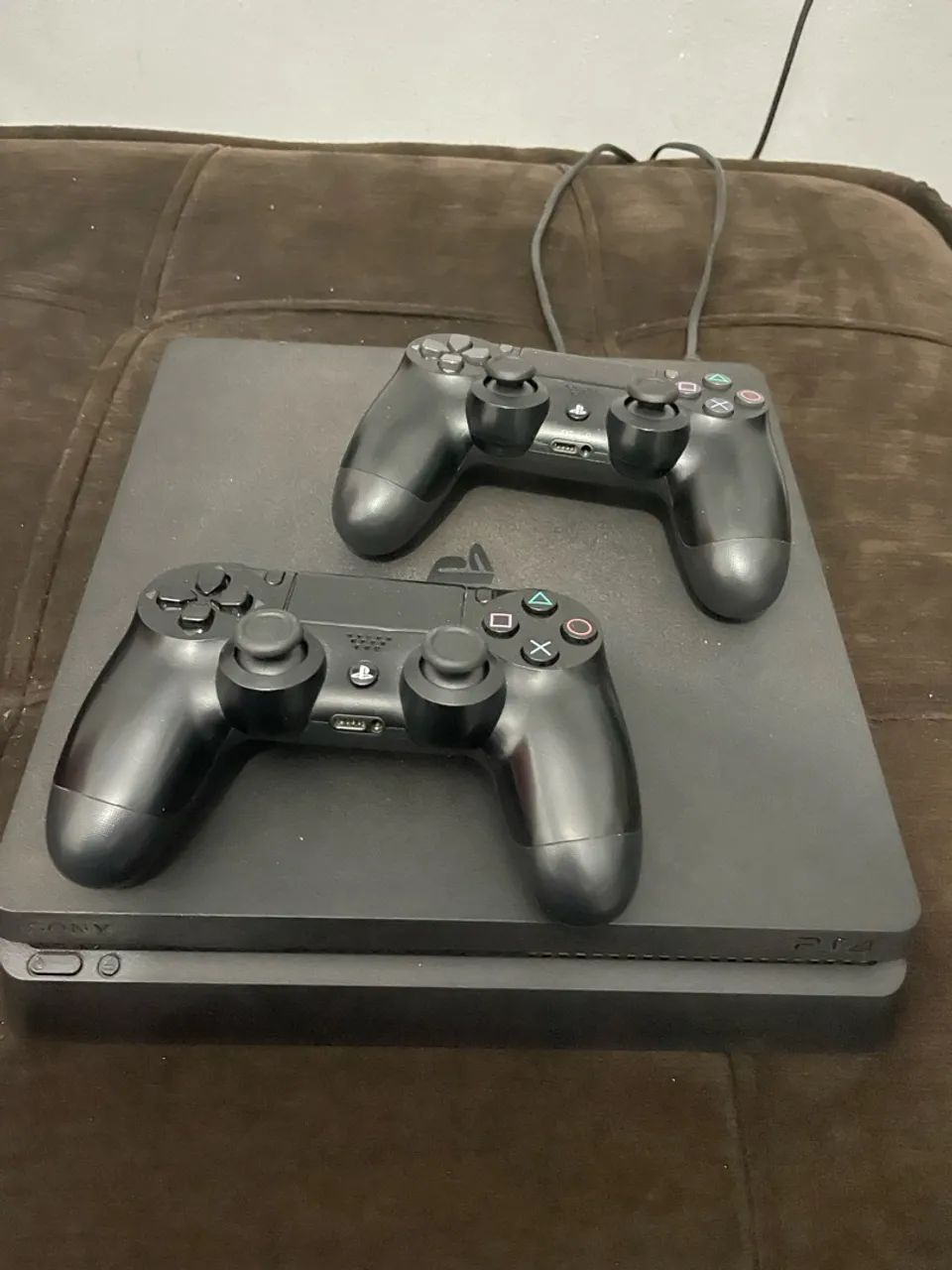 Ps4 slim 1Tb