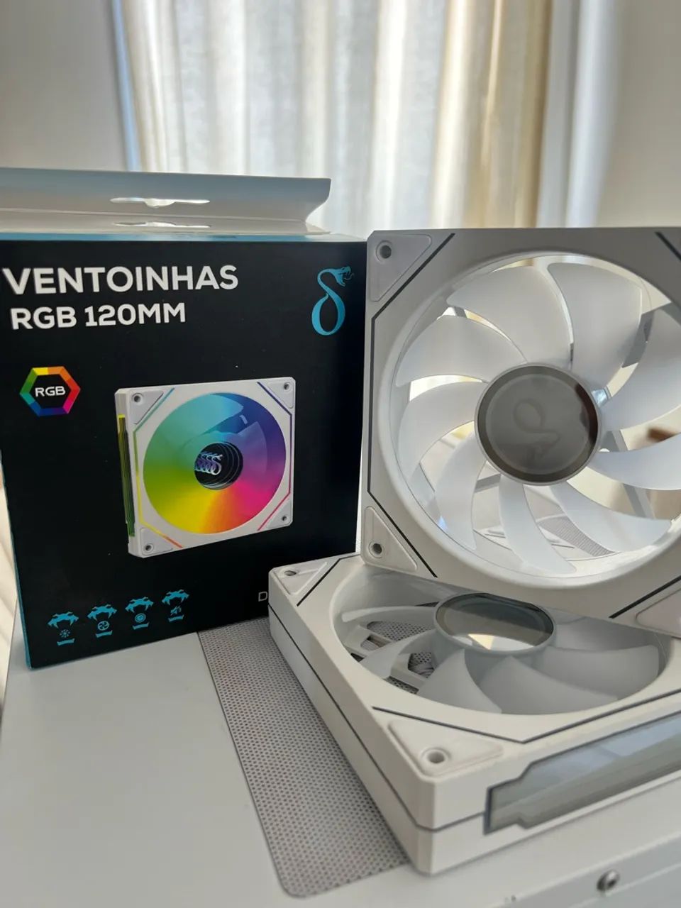 kit 4 Ventoinhas RGB + controladora  - Foto 2