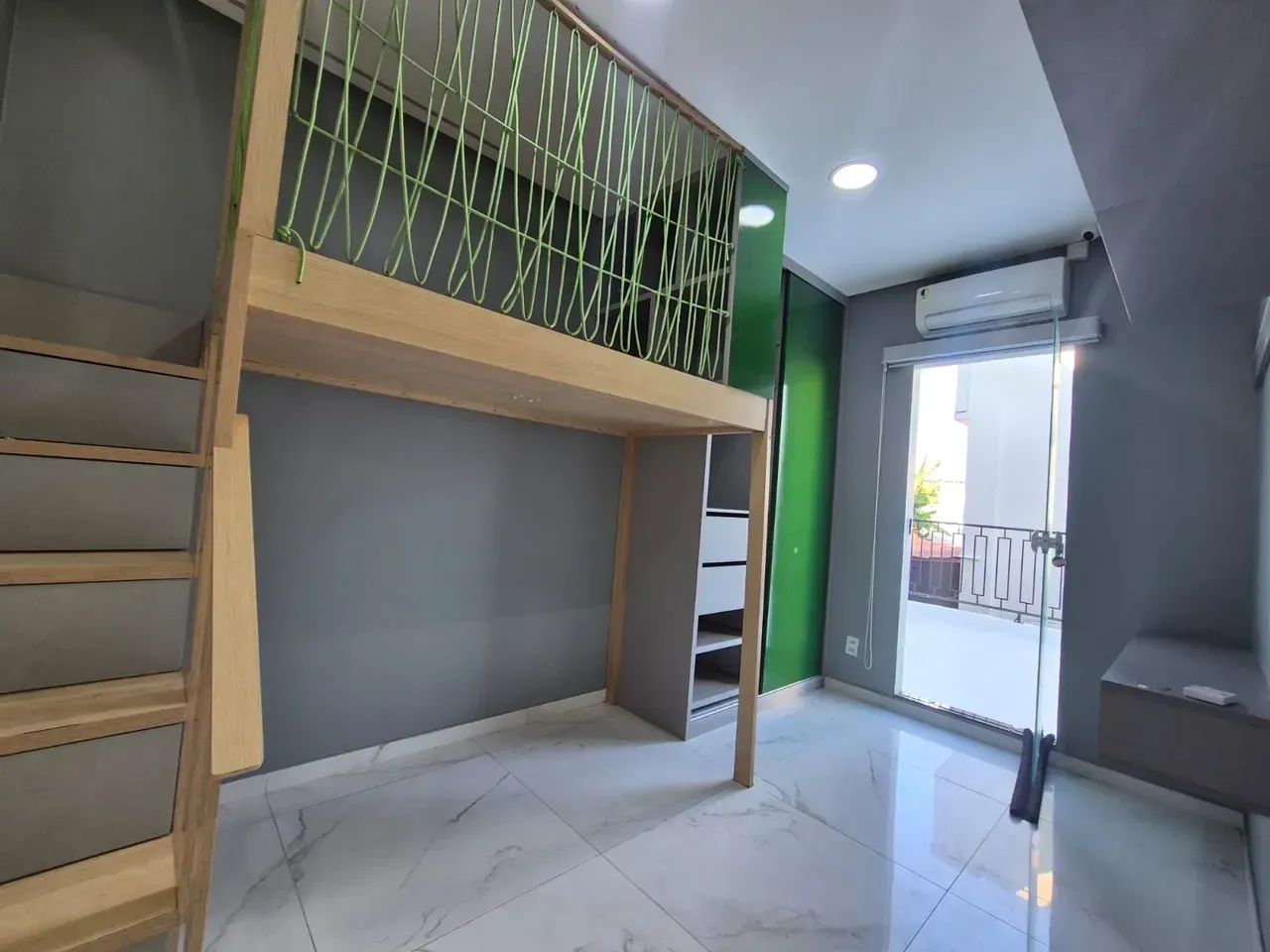 Casa Duplex com 03 quartos e área externa disponível para aluguel - Foto 3