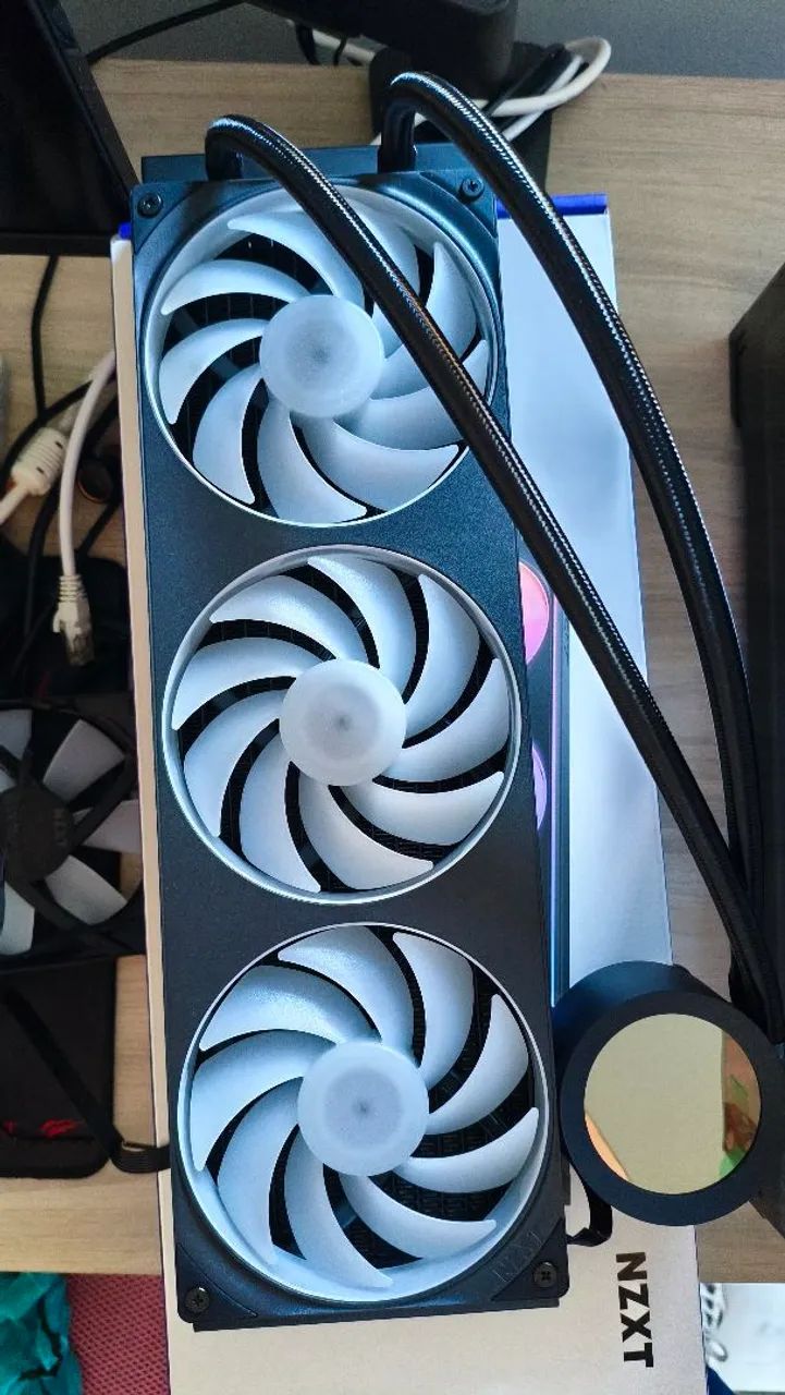 Water cooler nzxt Kraken 360 plus - Foto 2