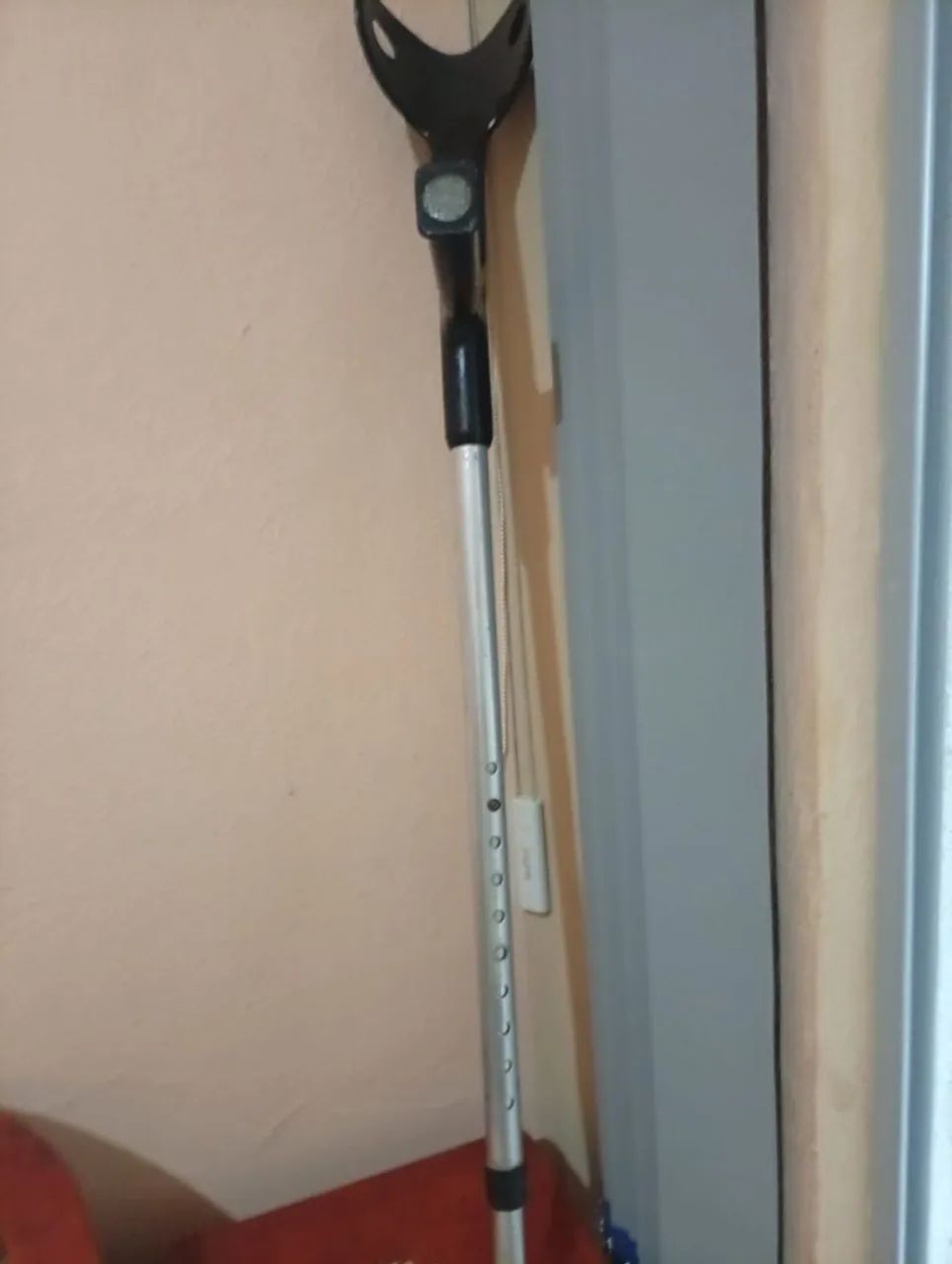 Vende se bota e muleta - Foto 3