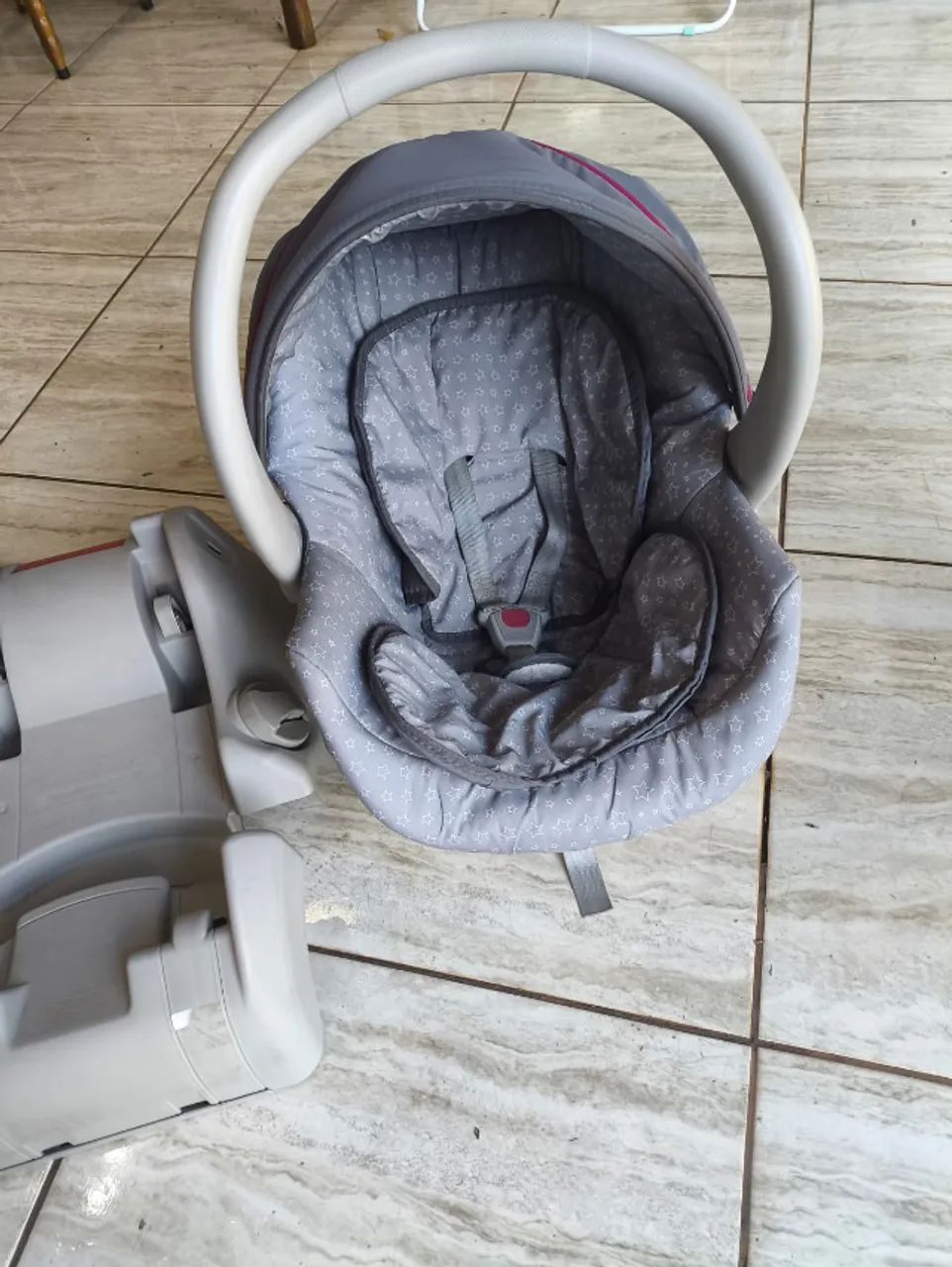 Bebê conforto com base, marca Galzerano - Foto 2